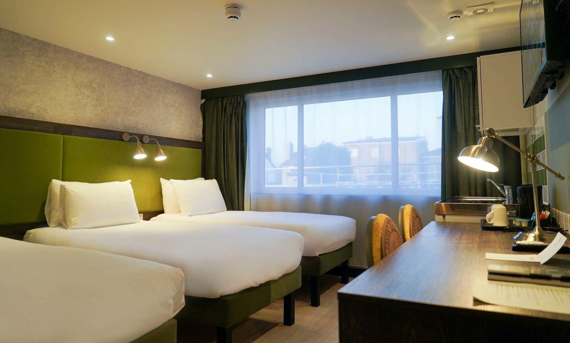 Best Western Plus London Croydon Aparthotel Екстериор снимка